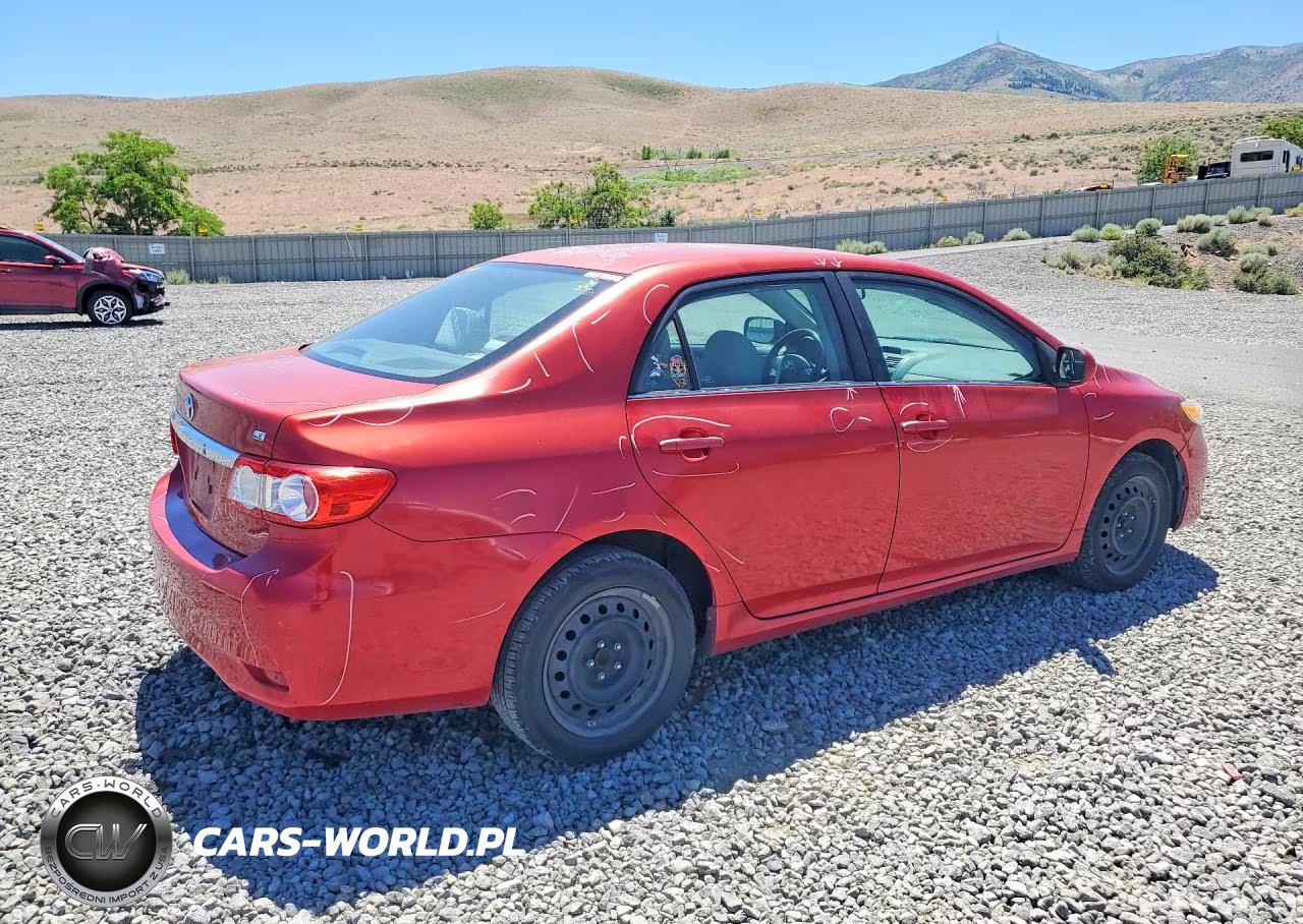 2013 Toyota Corolla Le VIN:5YFBU4EE1DP157427 - 3