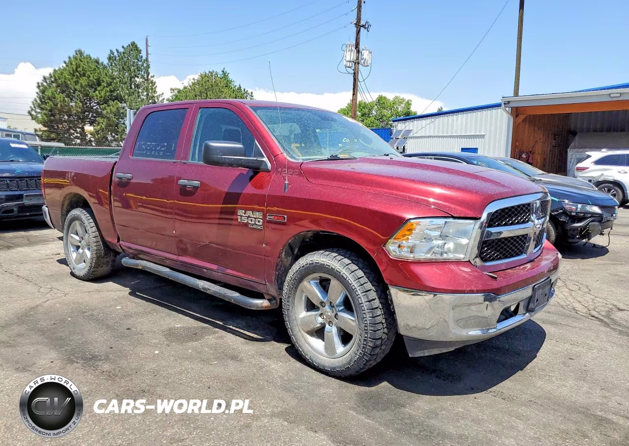 2019 Ram 1500 Classic Tradesman VIN:1C6RR7KM7KS724871 - 4