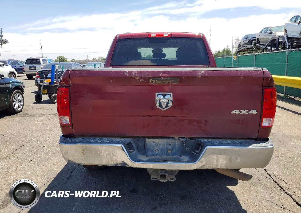 2019 Ram 1500 Classic Tradesman VIN:1C6RR7KM7KS724871 - 6