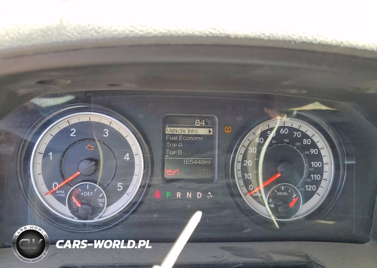2019 Ram 1500 Classic Tradesman VIN:1C6RR7KM7KS724871 - 9