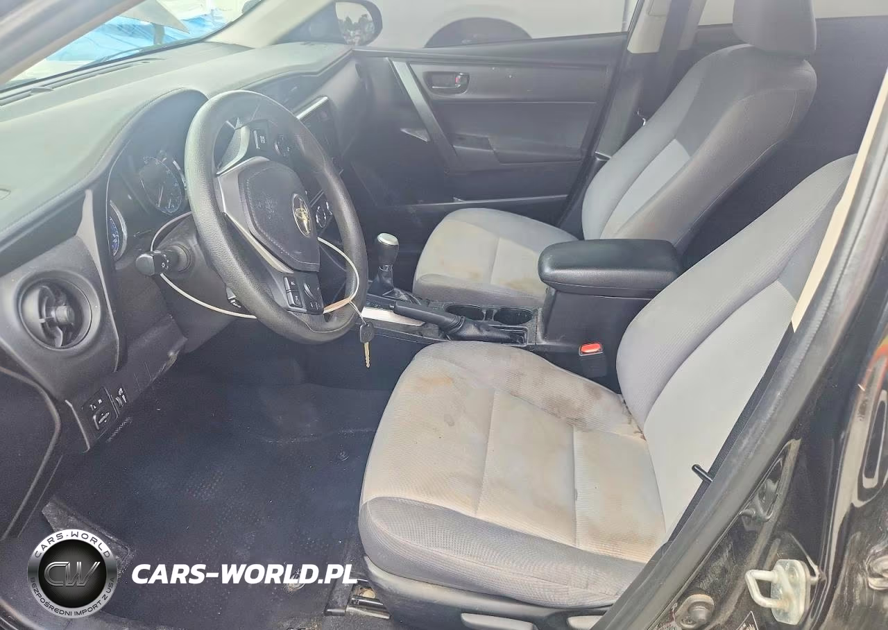 2018 Toyota Corolla L VIN:5YFBURHEXJP825973 - 7
