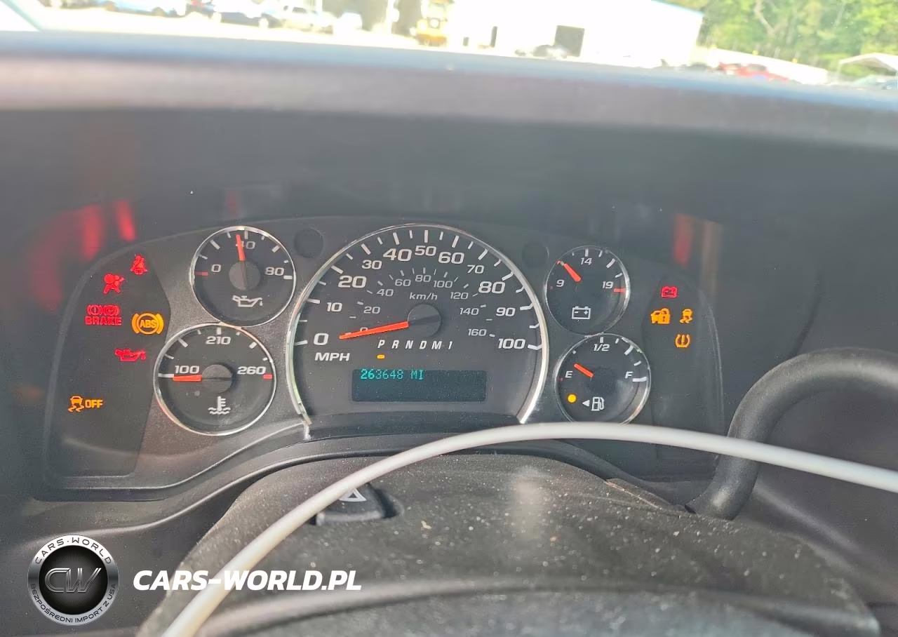 2013 Chevrolet Express G2500 VIN:1GCWGFBA8D1113791 - 9