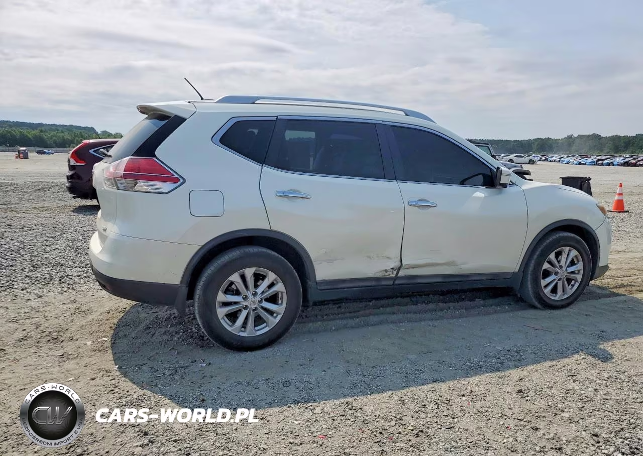 2015 Nissan Rogue S VIN:5N1AT2MT8FC821054 - 3