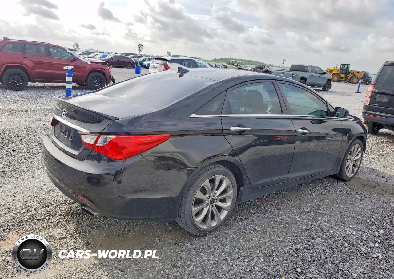 2013 Hyundai Sonata Se VIN:5NPEC4AC7DH614212 - 3