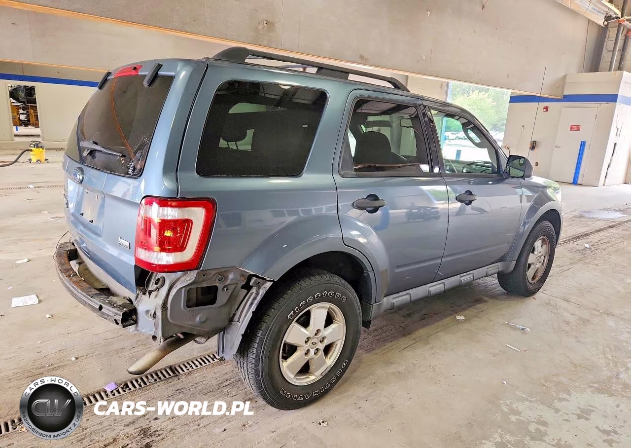 2011 Ford Escape Xlt VIN:1FMCU9DG6BKA30992 - 3