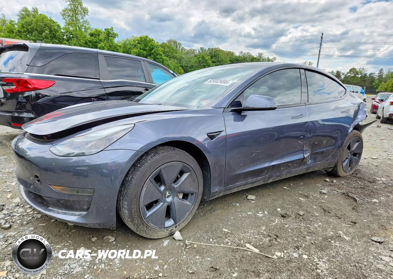 2023 Tesla Model 3 – zdjęcie 1 z 12