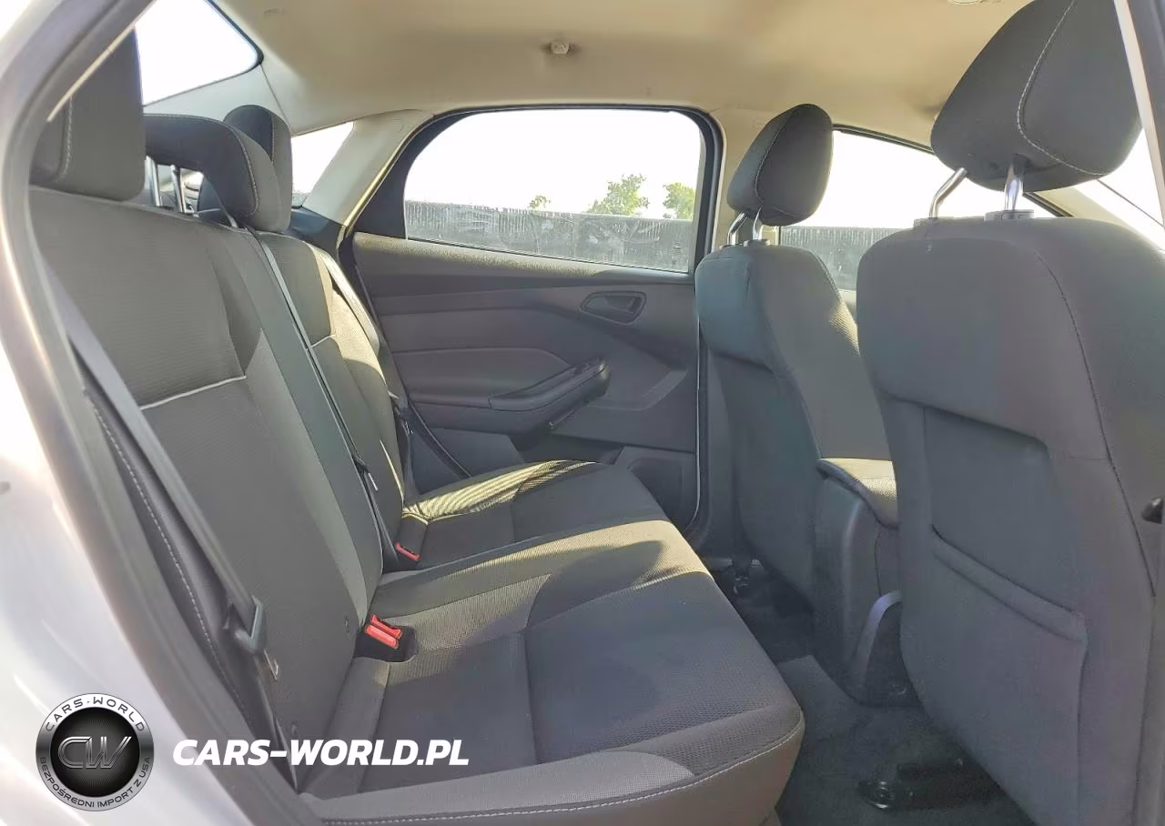 2012 Ford Focus Se VIN:1FAHP3F26CL294036 - 10