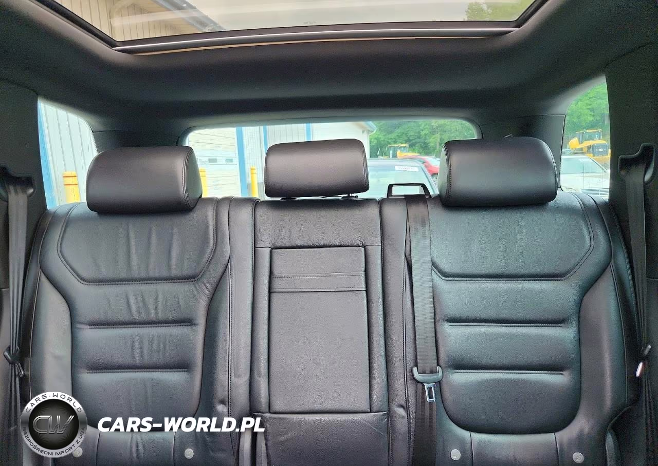 2014 Volkswagen Touareg V6 VIN:WVGEF9BP9ED014963 - 10