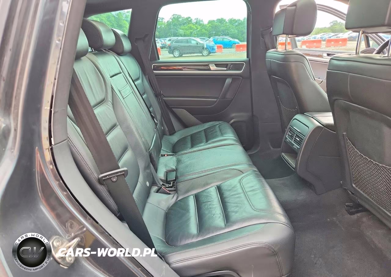 2014 Volkswagen Touareg V6 VIN:WVGEF9BP9ED014963 - 11