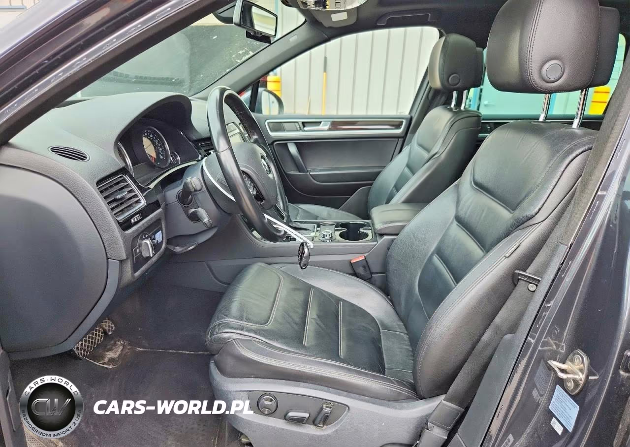 2014 Volkswagen Touareg V6 VIN:WVGEF9BP9ED014963 - 7