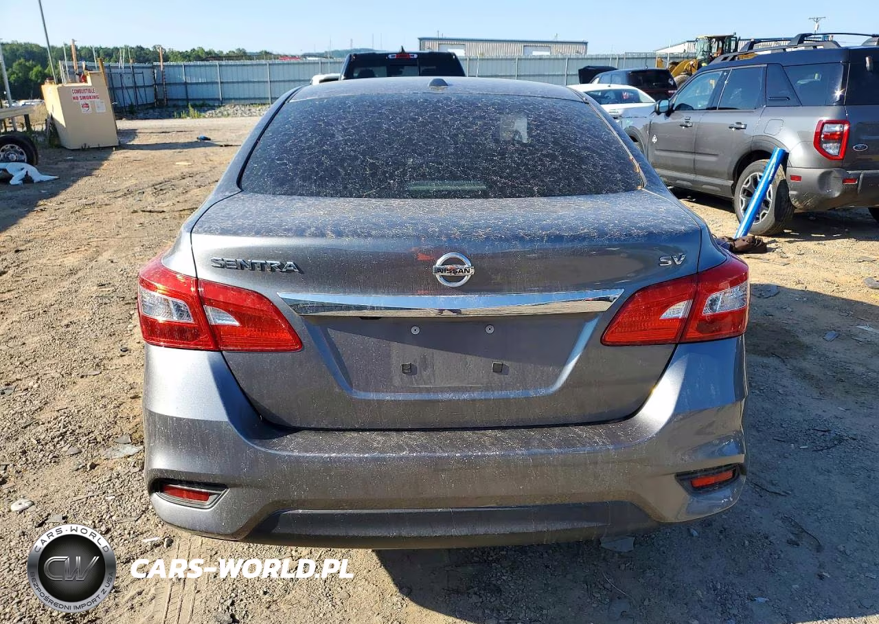 2018 Nissan Sentra S VIN:3N1AB7AP1JY260033 - 6