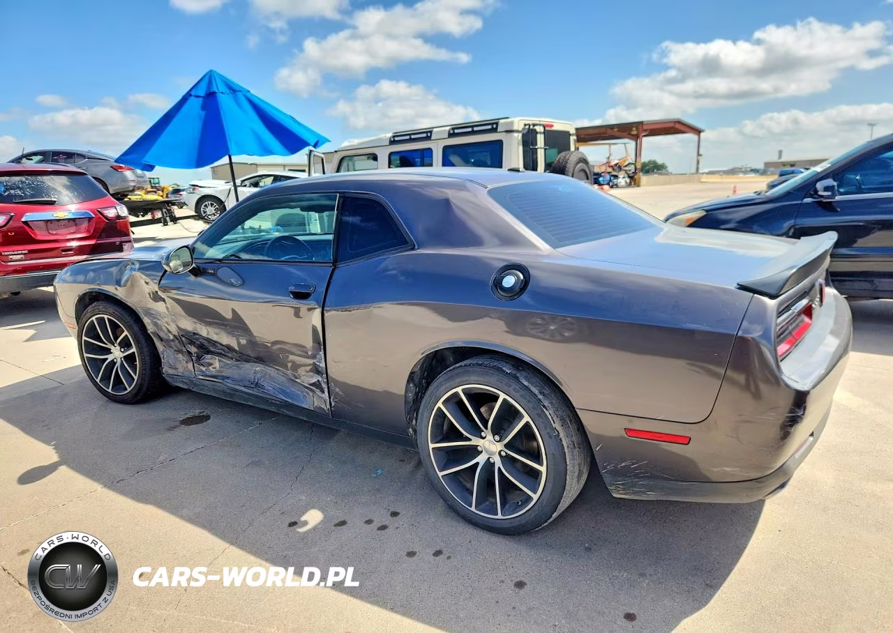2017 Dodge Challenger Sxt VIN:2C3CDZAG4HH636062 - 2
