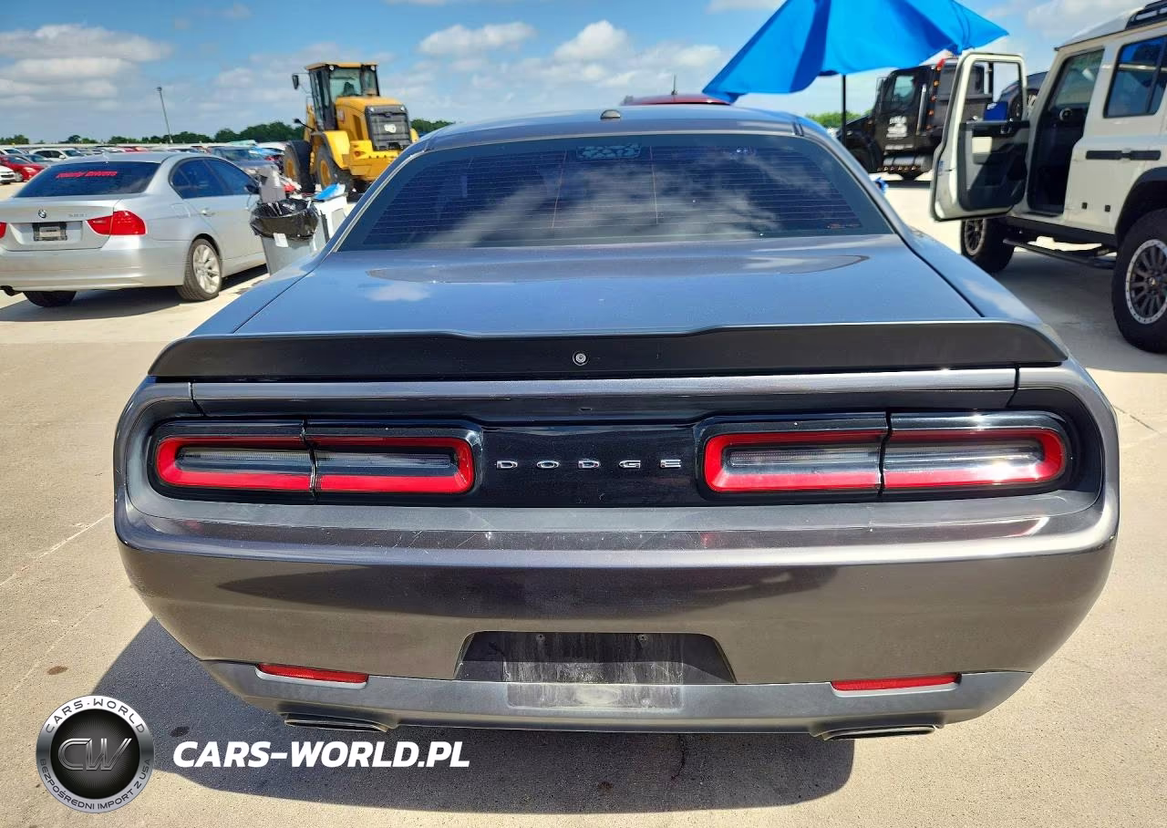 2017 Dodge Challenger Sxt VIN:2C3CDZAG4HH636062 - 6