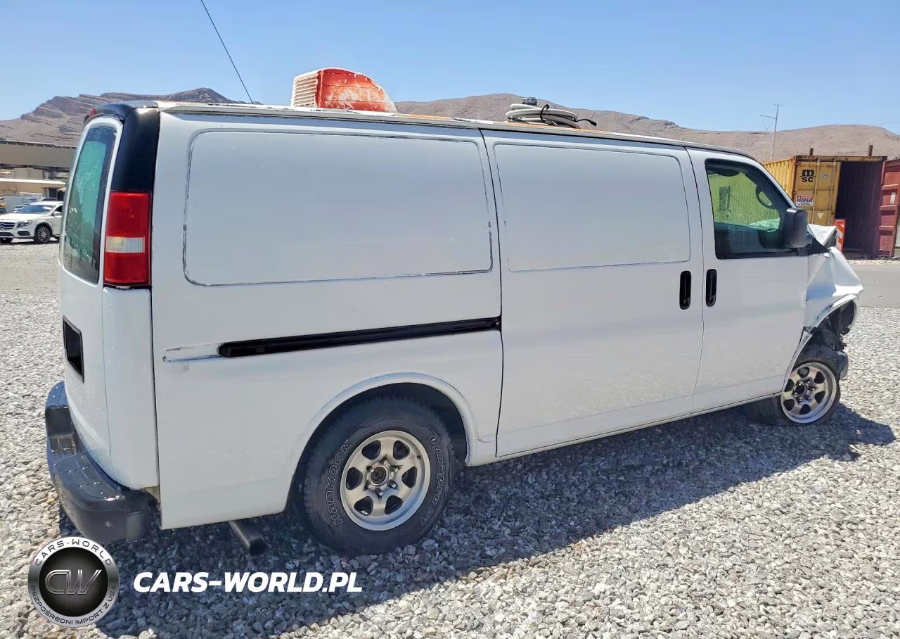 2006 Chevrolet Express 1500 Utility - Service Van VIN:1GCFG15XX61103804 - 3