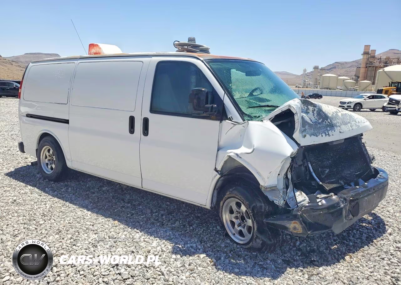 2006 Chevrolet Express 1500 Utility - Service Van VIN:1GCFG15XX61103804 - 4