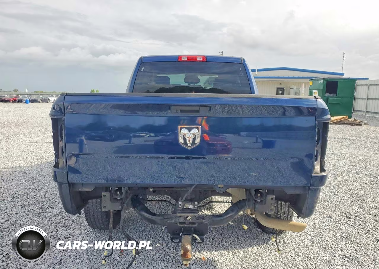 2019 Ram 1500 Classic Tradesman VIN:1C6RR6FGXKS733479 - 6