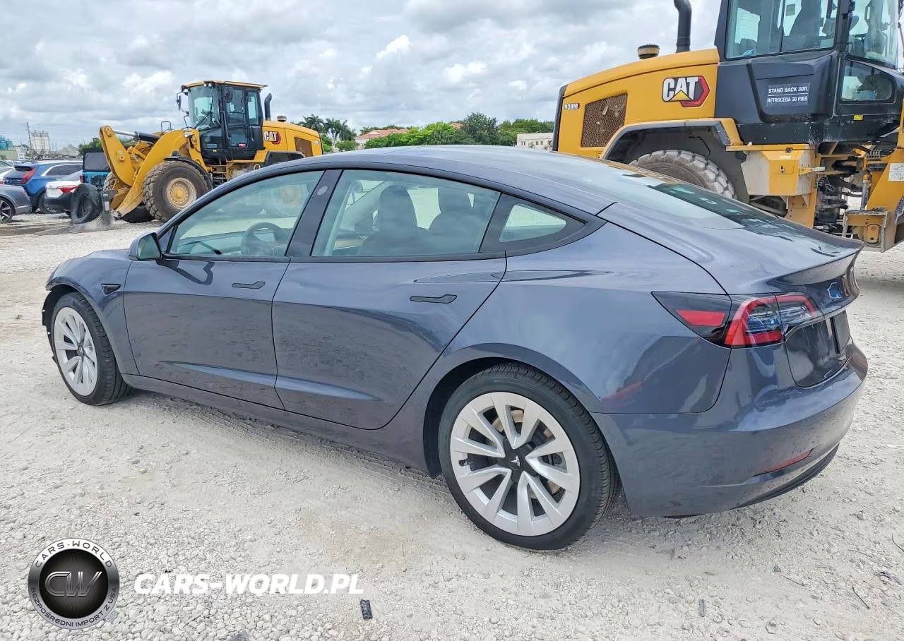 2023 Tesla Model 3 VIN:5YJ3E1EA6PF671061 - 2