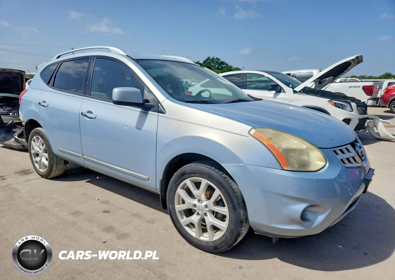 2011 Nissan Rogue S VIN:JN8AS5MT4BW184816 - 4