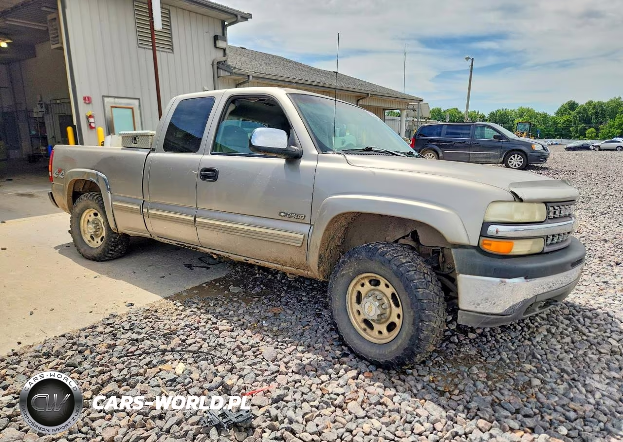 1999 Chevrolet Silverado K2500 VIN:1GCGK29U2XE162333 - 4