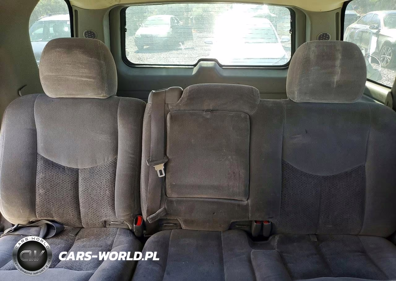 2004 Chevrolet Tahoe C1500 VIN:1GNEC13V84R297134 - 10
