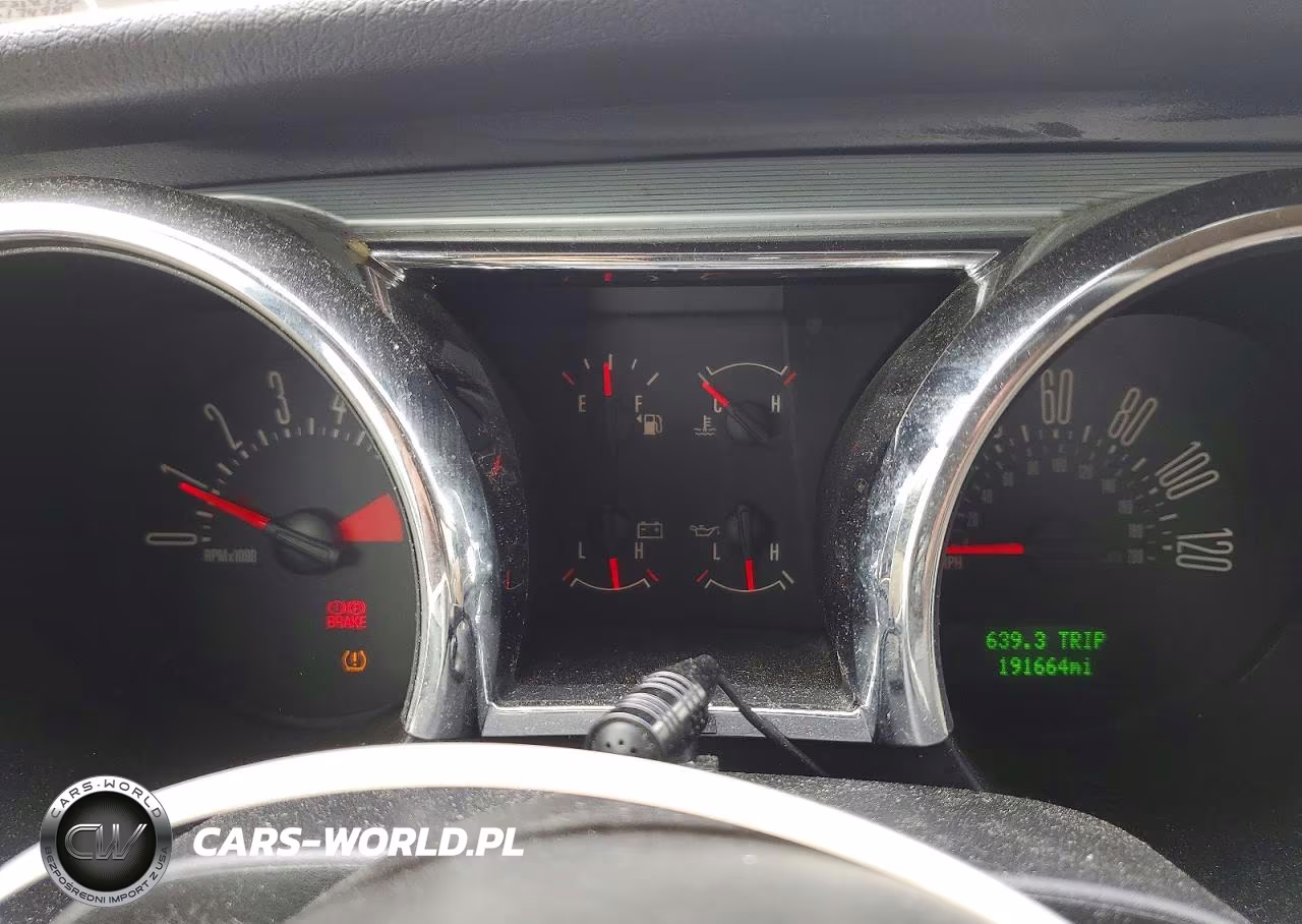 2007 Ford Mustang VIN:1ZVHT80N675218703 - 9