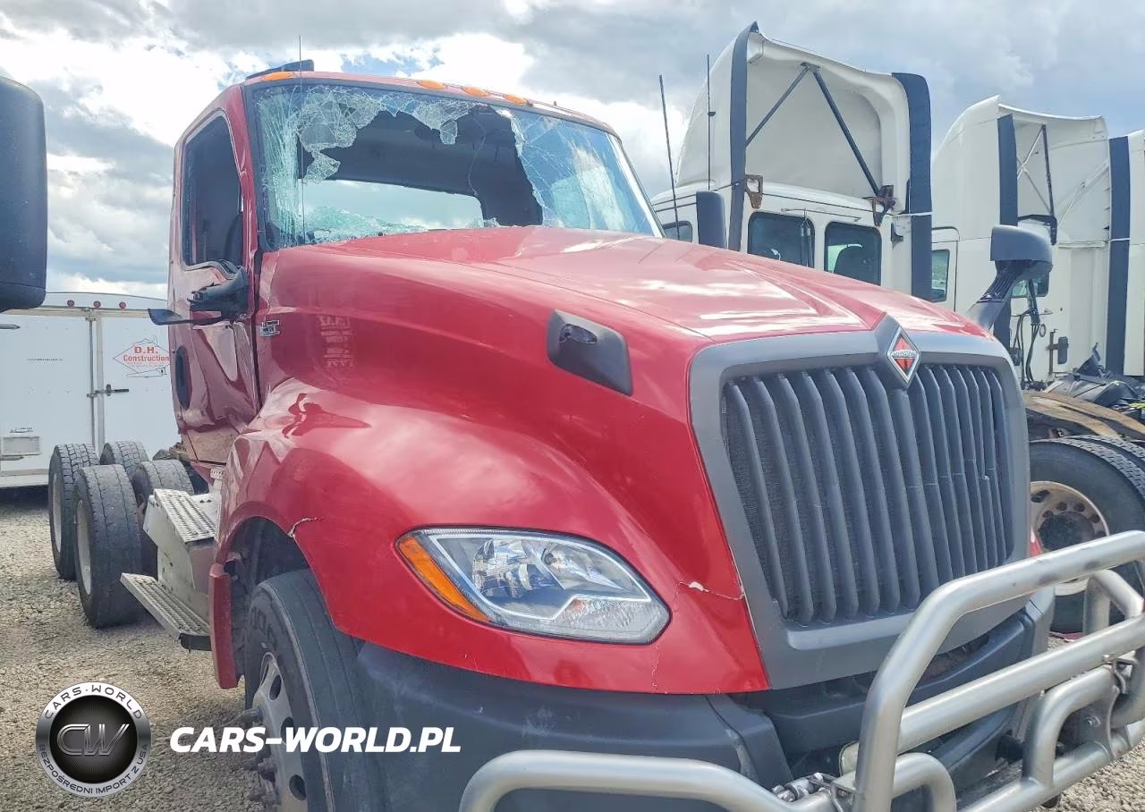 2018 International Lt625 Semi Truck VIN:3HSDZAPR7JN631085 - 9