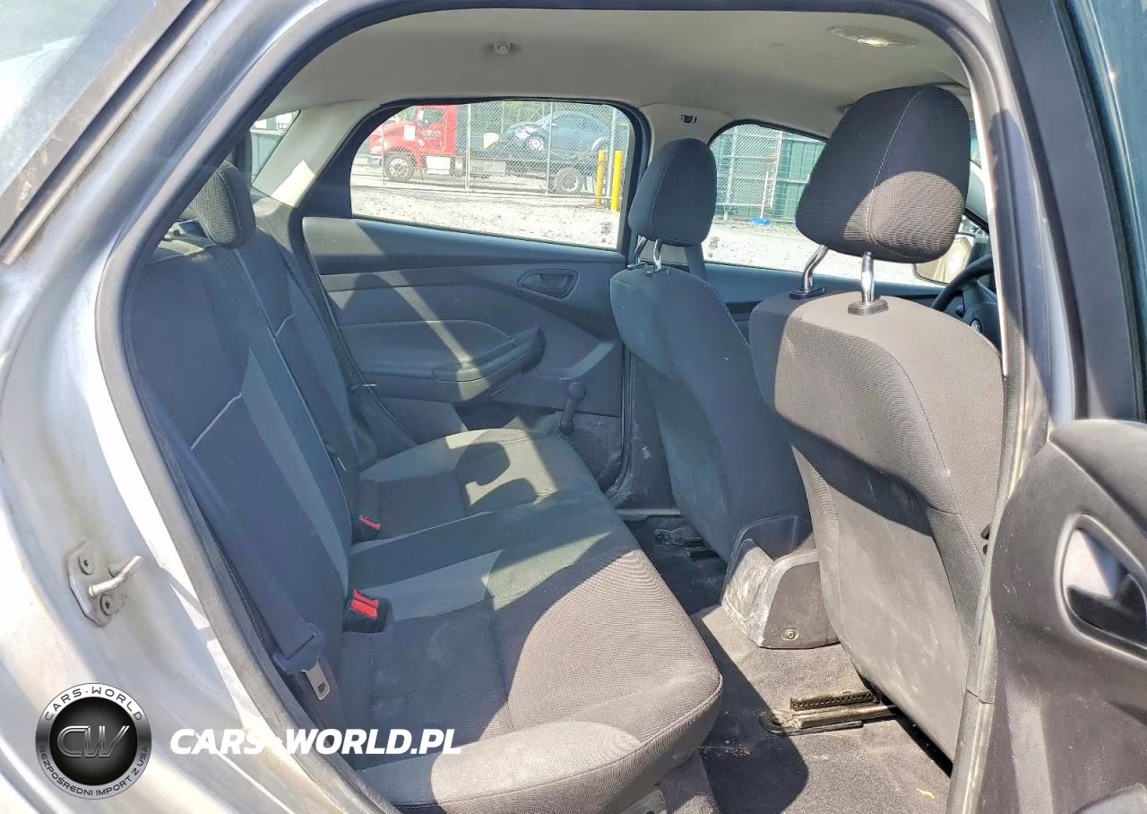 2012 Ford Focus S VIN:1FAHP3E23CL182344 - 10
