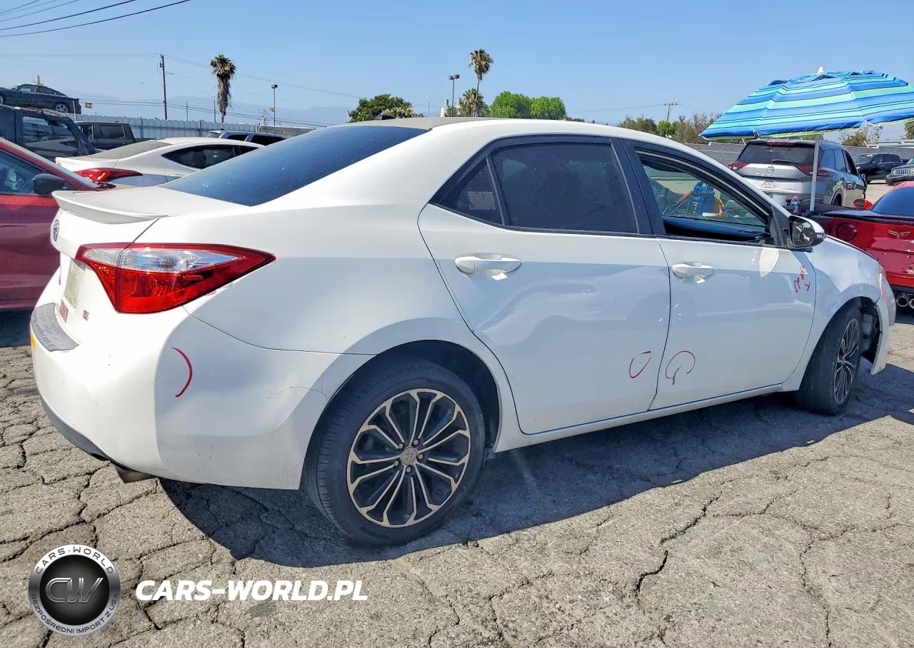2014 Toyota Corolla S Plus VIN:5YFBURHE2EP175168 - 3