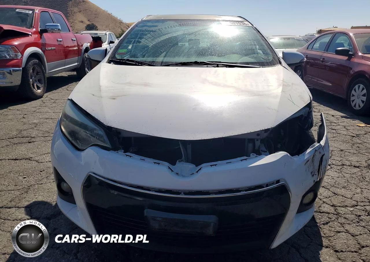 2014 Toyota Corolla S Plus VIN:5YFBURHE2EP175168 - 5