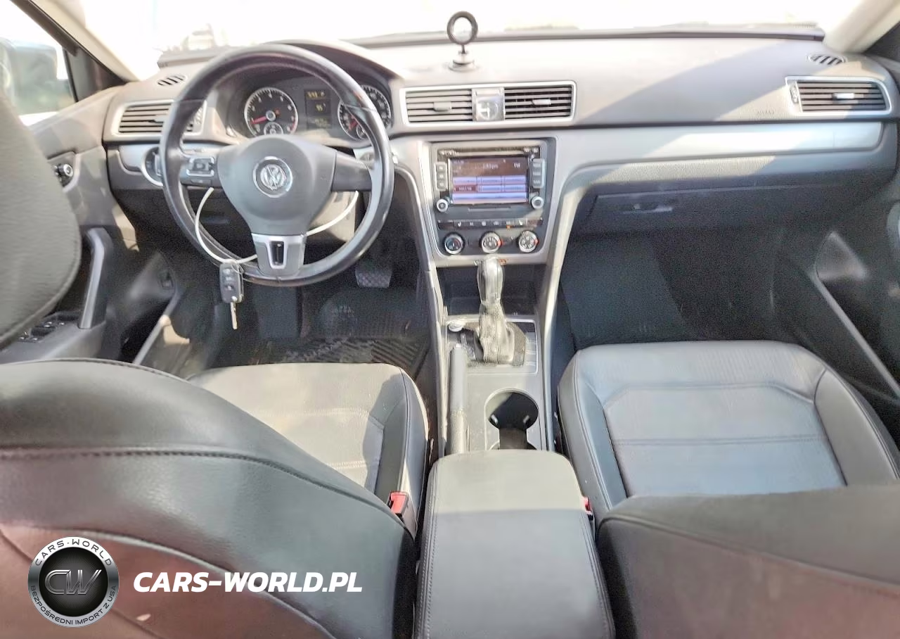 2015 Volkswagen Passat S VIN:1VWAS7A37FC113027 - 8