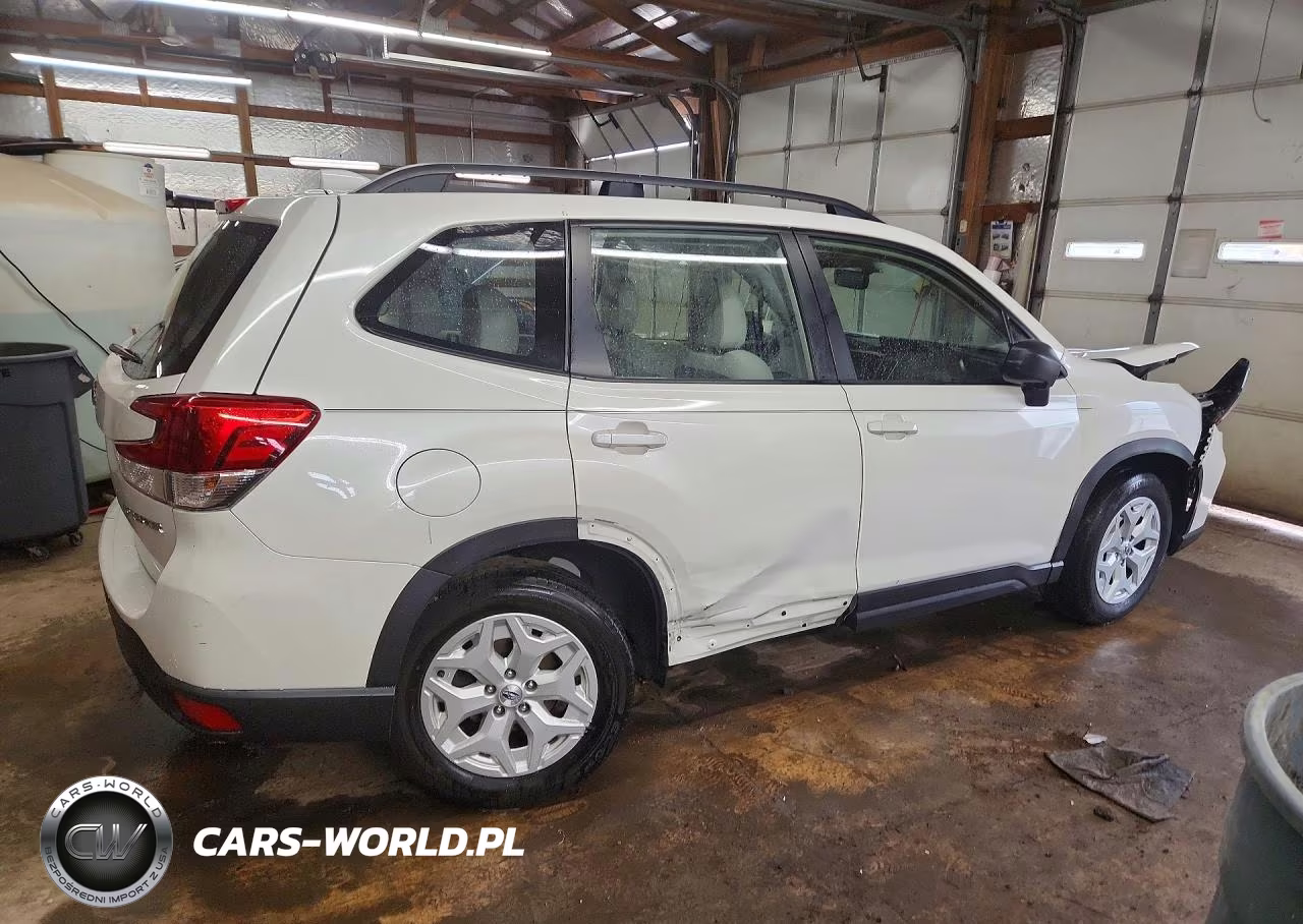 2020 Subaru Forester VIN:JF2SKADC1LH586910 - 3