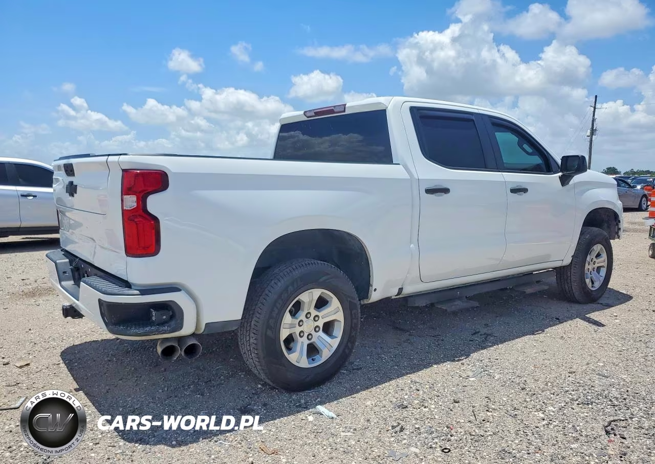 2021 Chevrolet Silverado K1500 Custom VIN:3GCPYBEK1MG315288 - 3