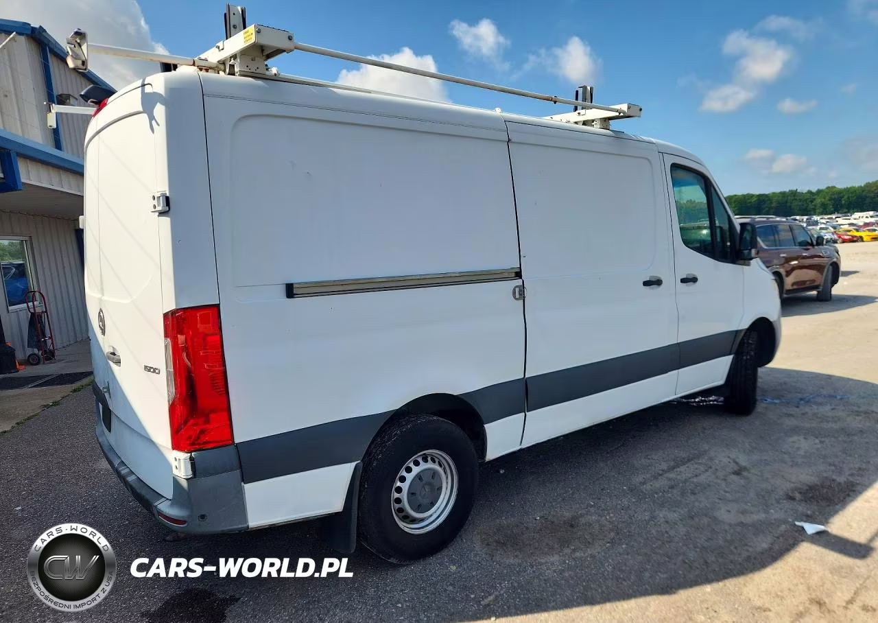 2019 Mercedes-Benz Sprinter 1500 VIN:WD3PE7ED5KT009955 - 3