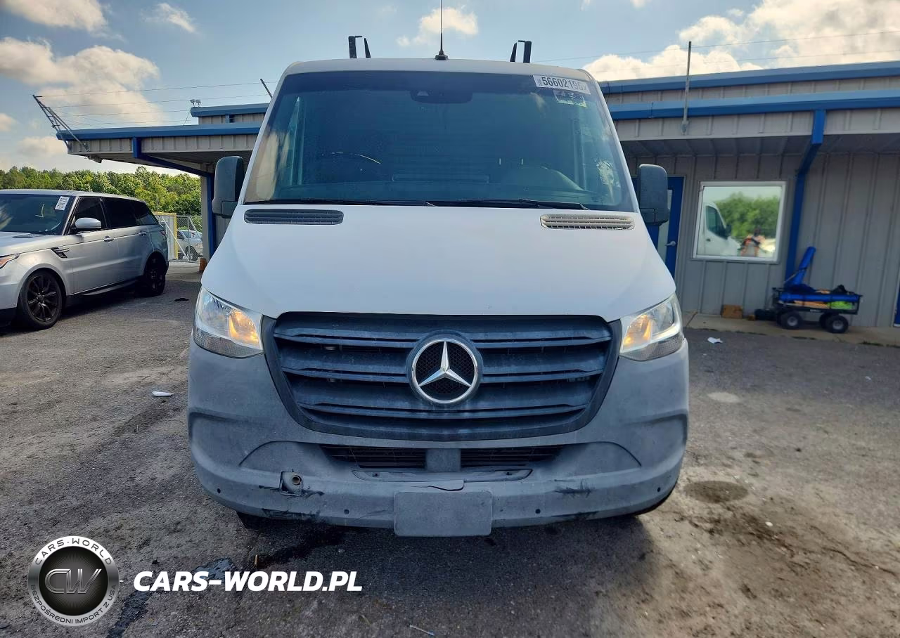 2019 Mercedes-Benz Sprinter 1500 VIN:WD3PE7ED5KT009955 - 5