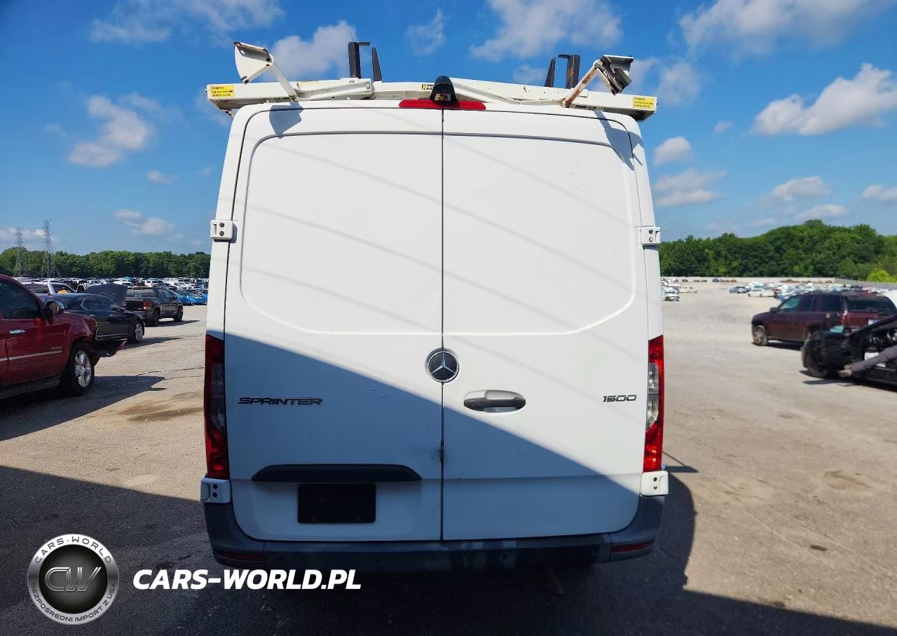 2019 Mercedes-Benz Sprinter 1500 VIN:WD3PE7ED5KT009955 - 6