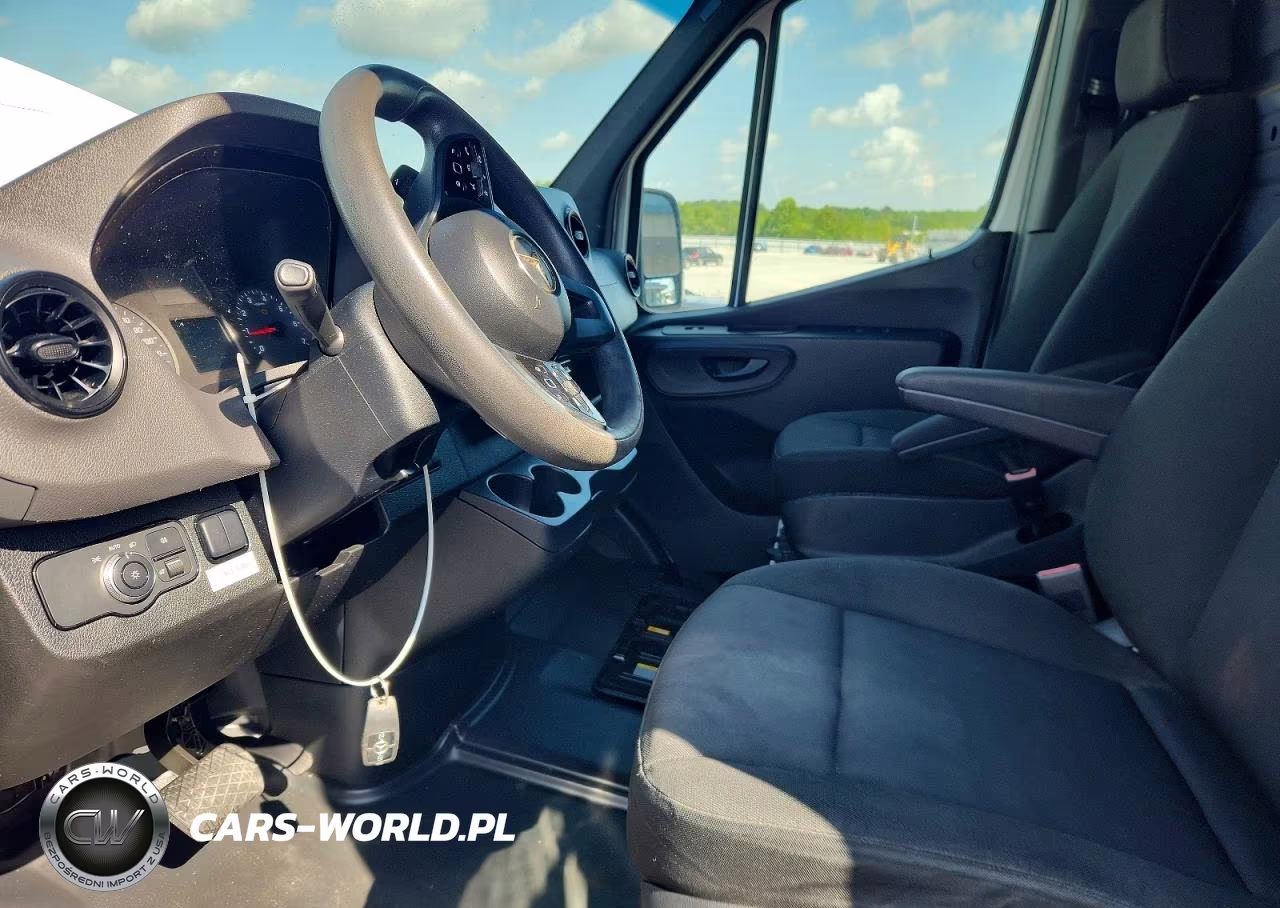 2019 Mercedes-Benz Sprinter 1500 VIN:WD3PE7ED5KT009955 - 7