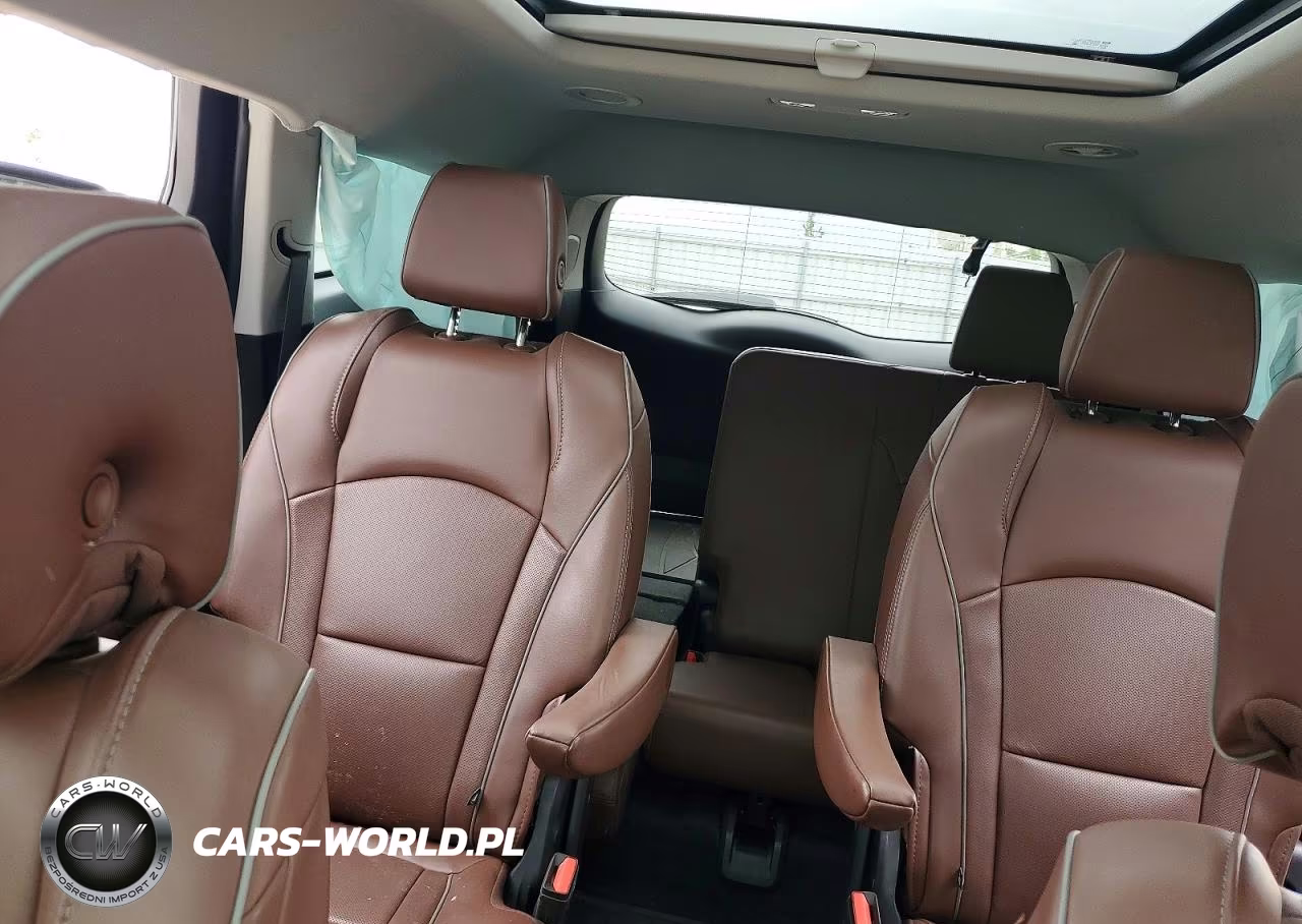 2018 Buick Enclave Avenir VIN:5GAEVCKWXJJ234136 - 10