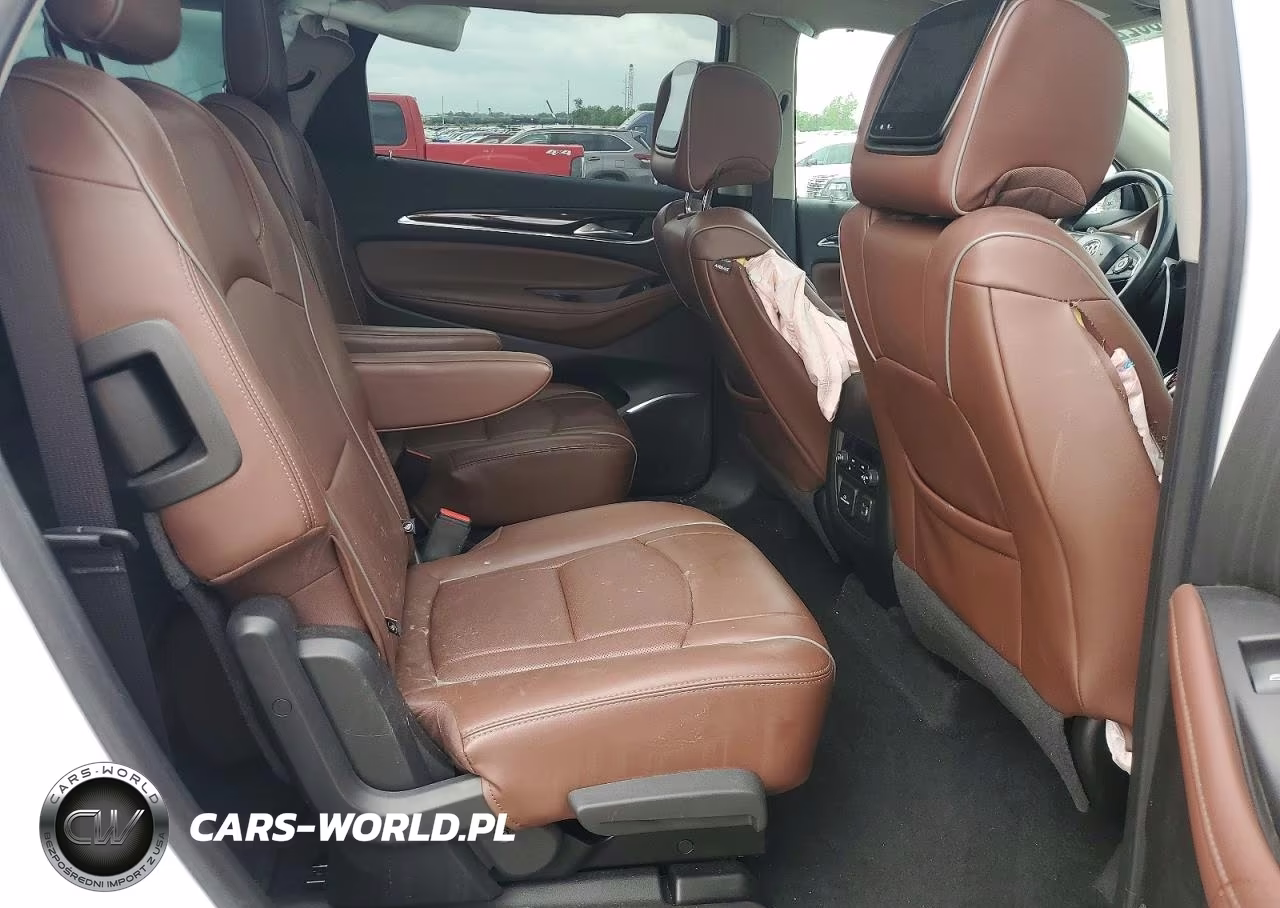 2018 Buick Enclave Avenir VIN:5GAEVCKWXJJ234136 - 11