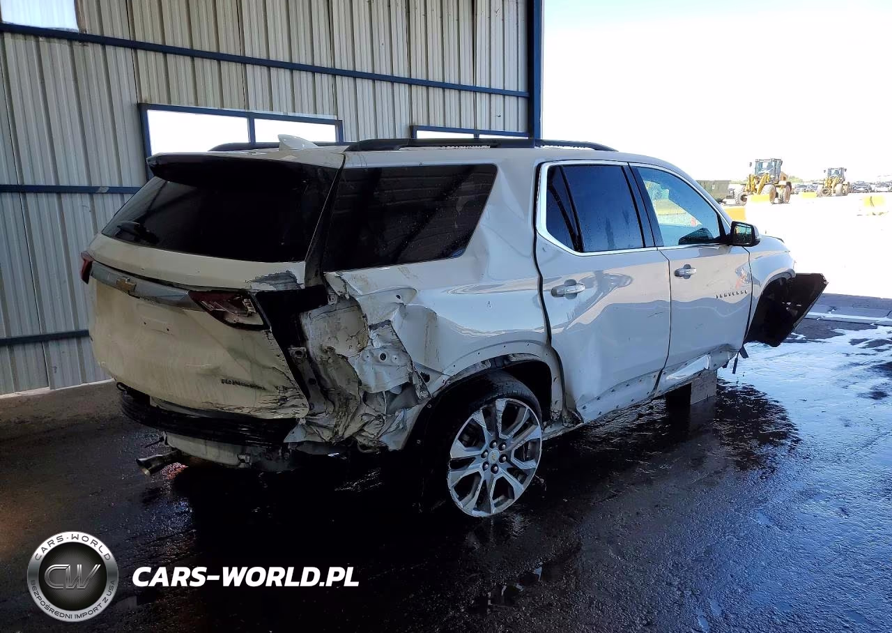 2019 Chevrolet Traverse Lt VIN:1GNEVHKW5KJ238101 - 3