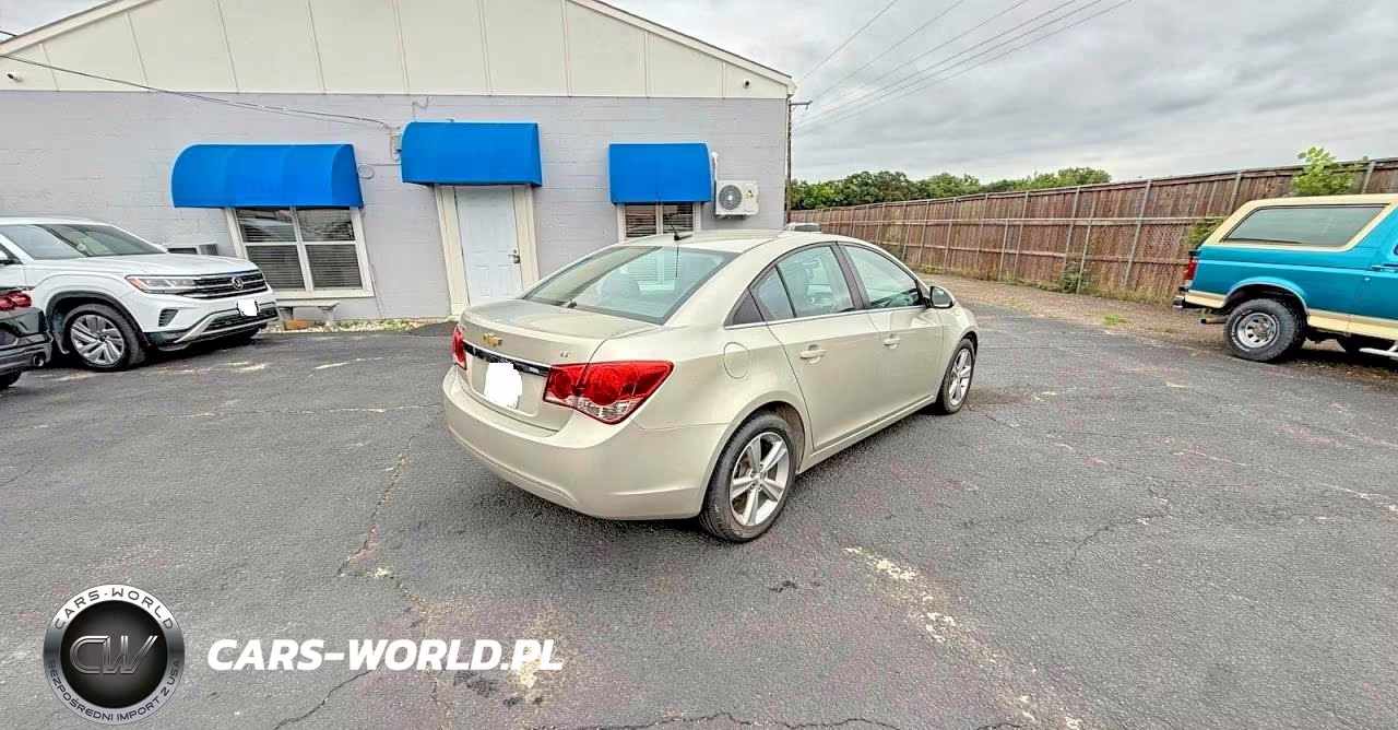 2014 Chevrolet Cruze Lt VIN:1G1PE5SB5E7256833 - 4