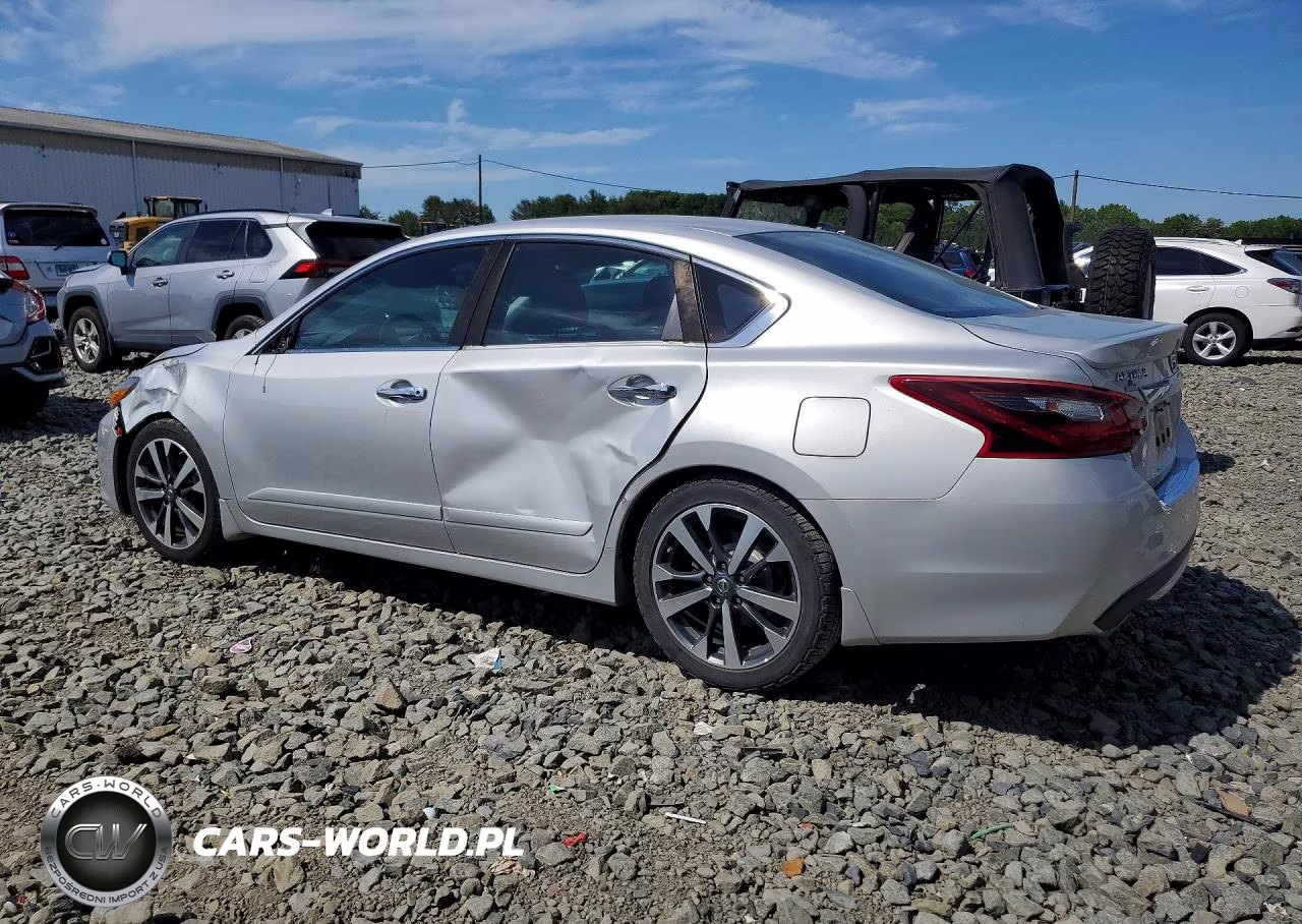2017 Nissan Altima 2.5 Sr VIN:1N4AL3AP4HC138861 - 2