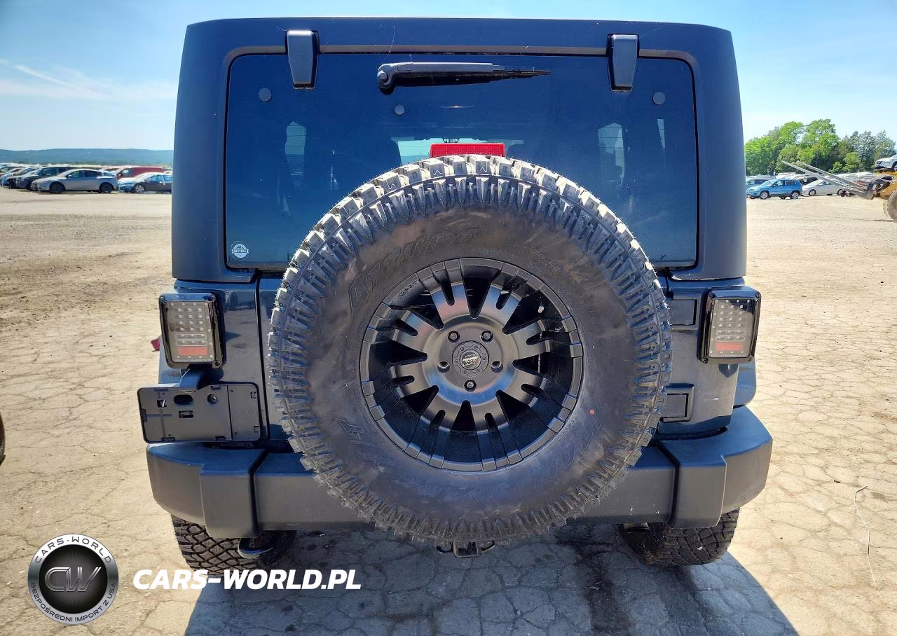 2017 Jeep Wrangler Unlimited Sport VIN:1C4BJWDG1HL587142 - 6