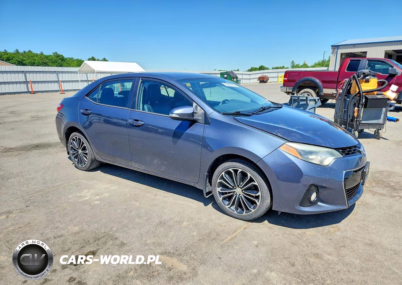 2015 Toyota Corolla S Plus VIN:2T1BURHE9FC315167 - 4