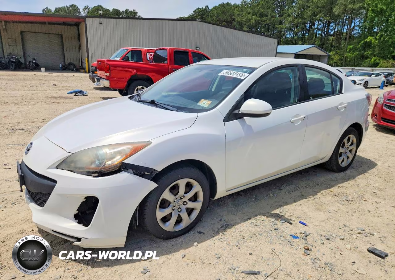 2013 Mazda 3 I