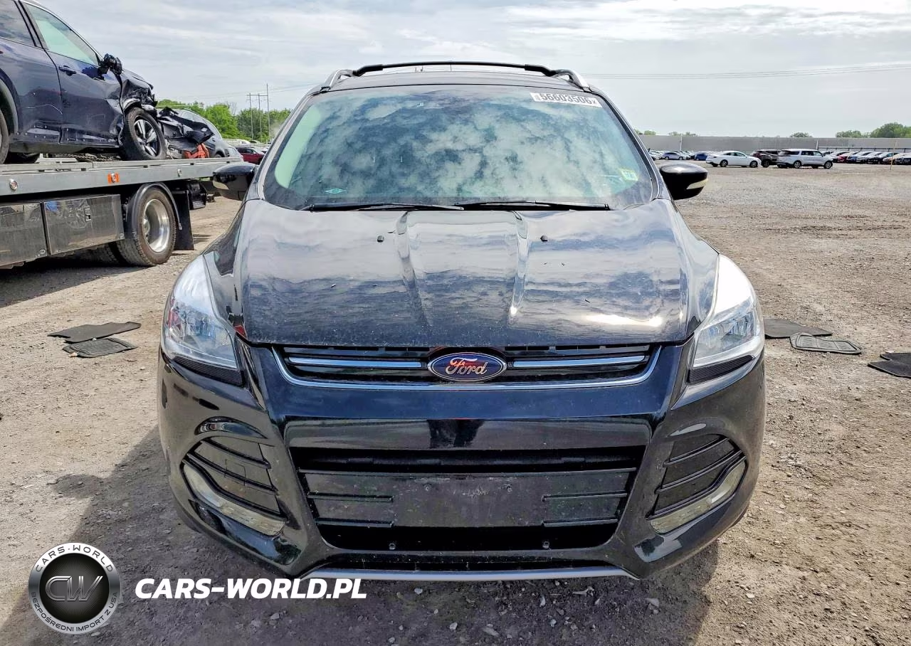 2016 Ford Escape Titanium VIN:1FMCU0JX2GUA35635 - 5