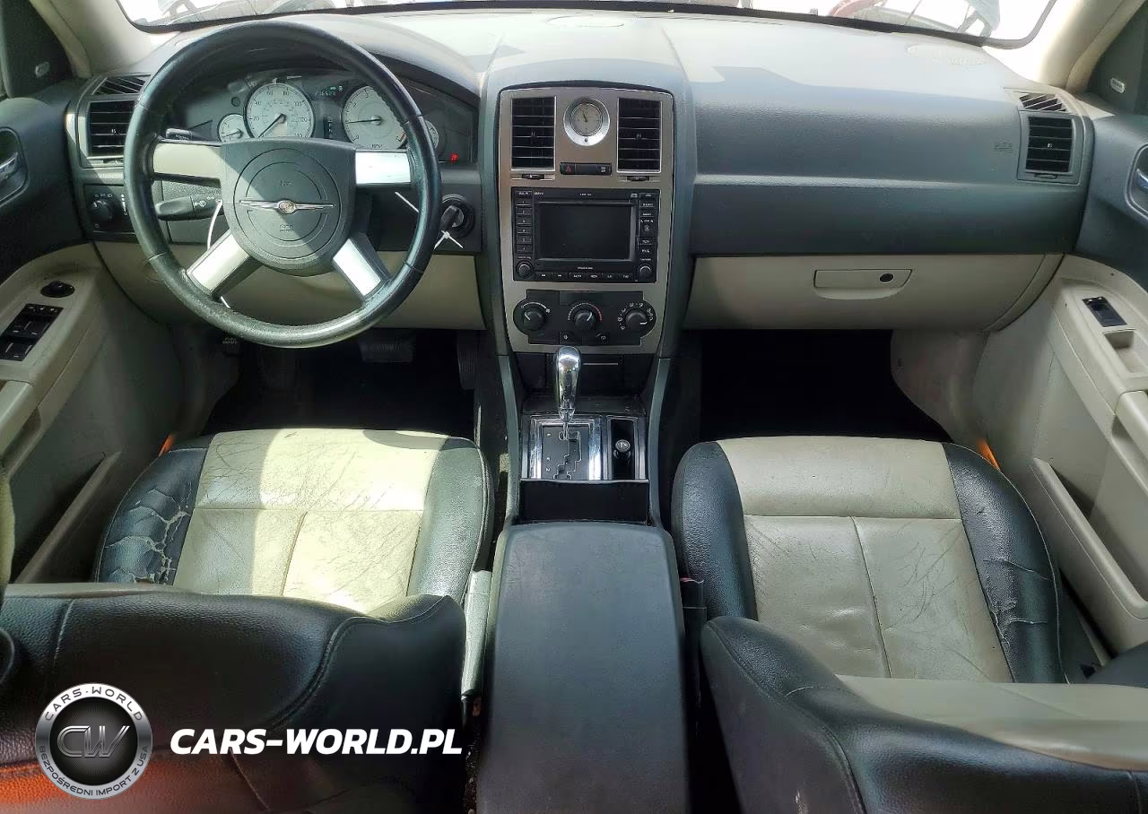 2007 Chrysler 300 Touring VIN:2C3KA53G67H705830 - 8
