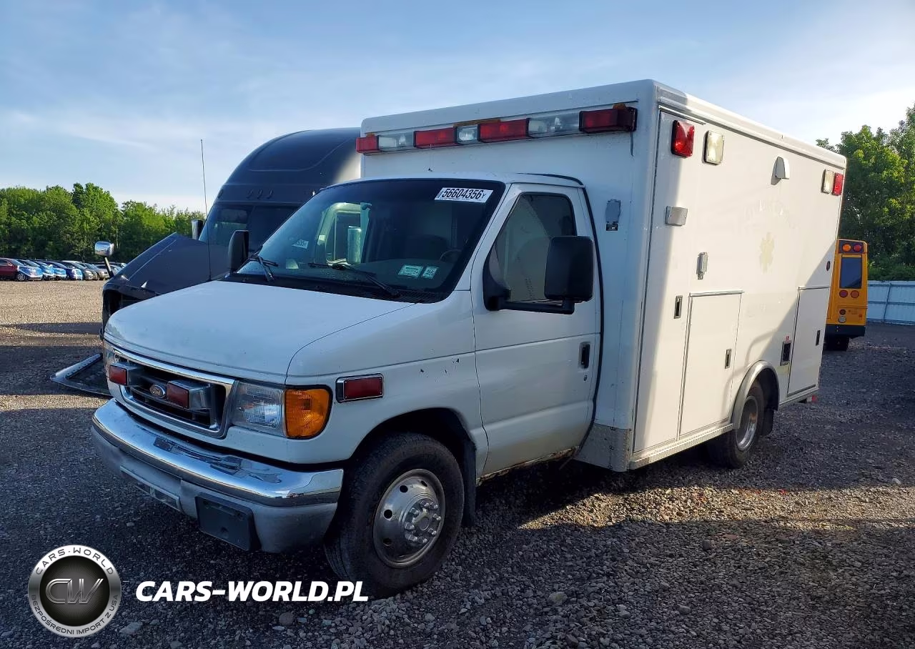 2003 Ford Econoline - Ambulance
