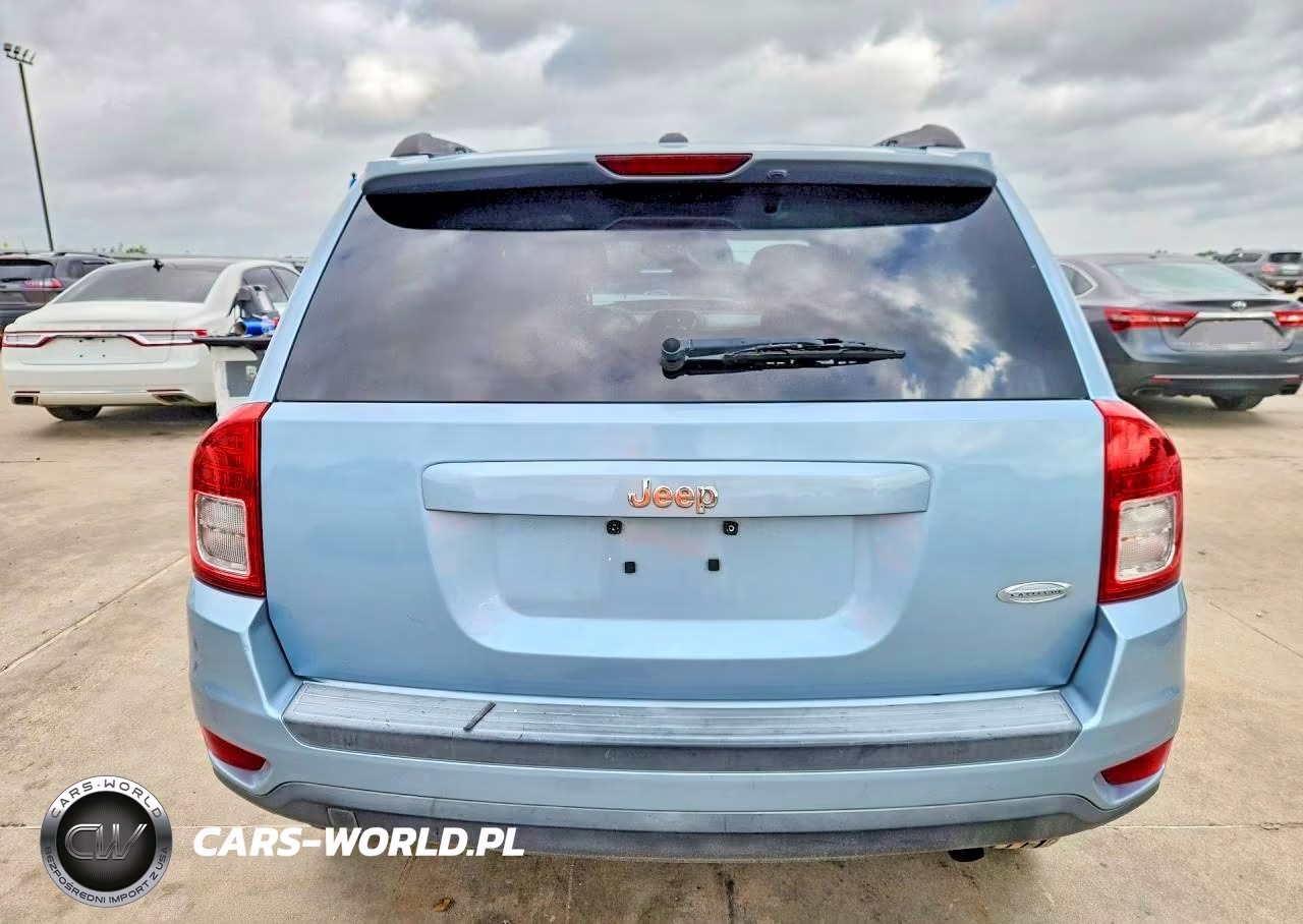 2013 Jeep Compass Latitude VIN:1C4NJCEB1DD210989 - 6