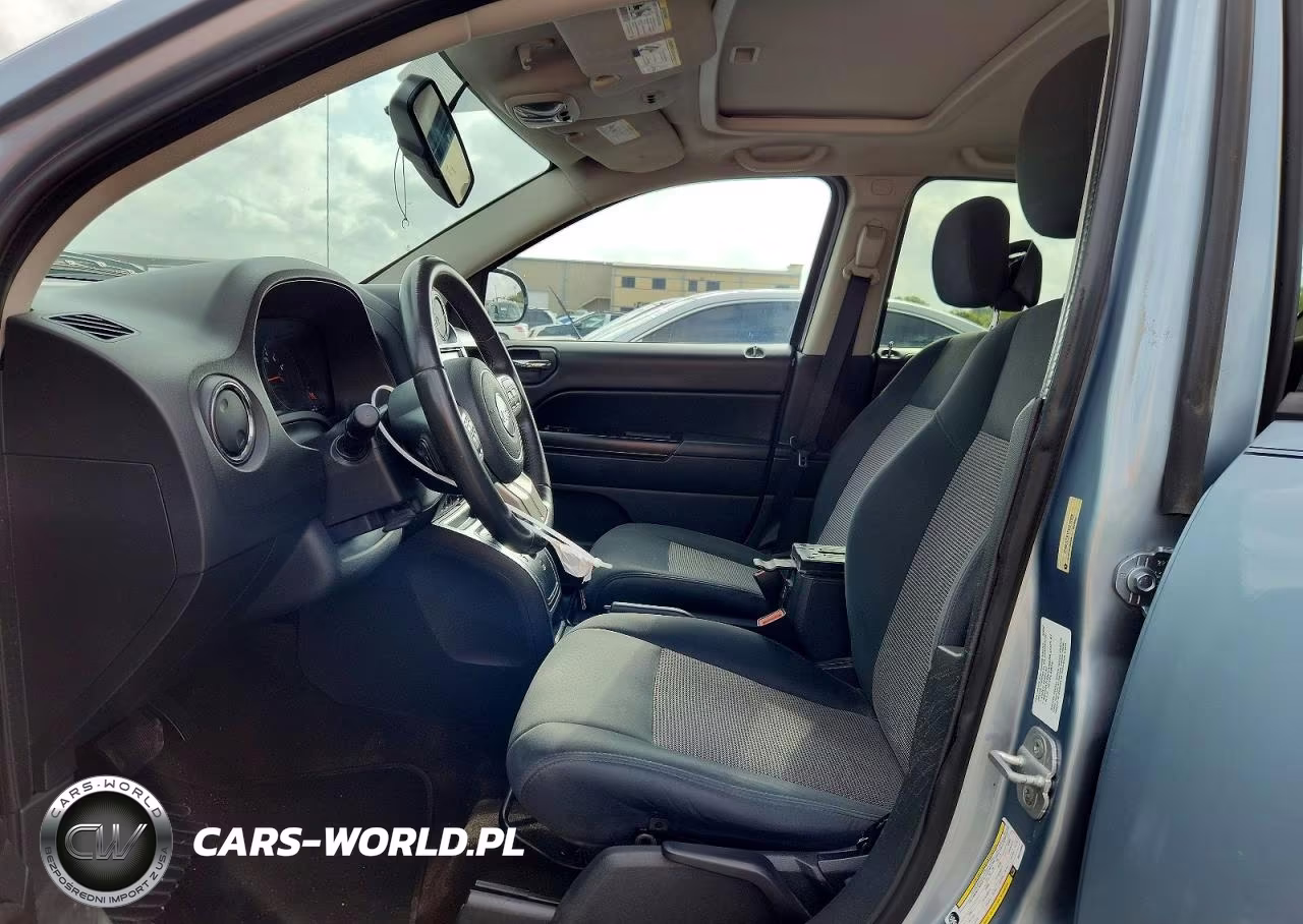 2013 Jeep Compass Latitude VIN:1C4NJCEB1DD210989 - 7