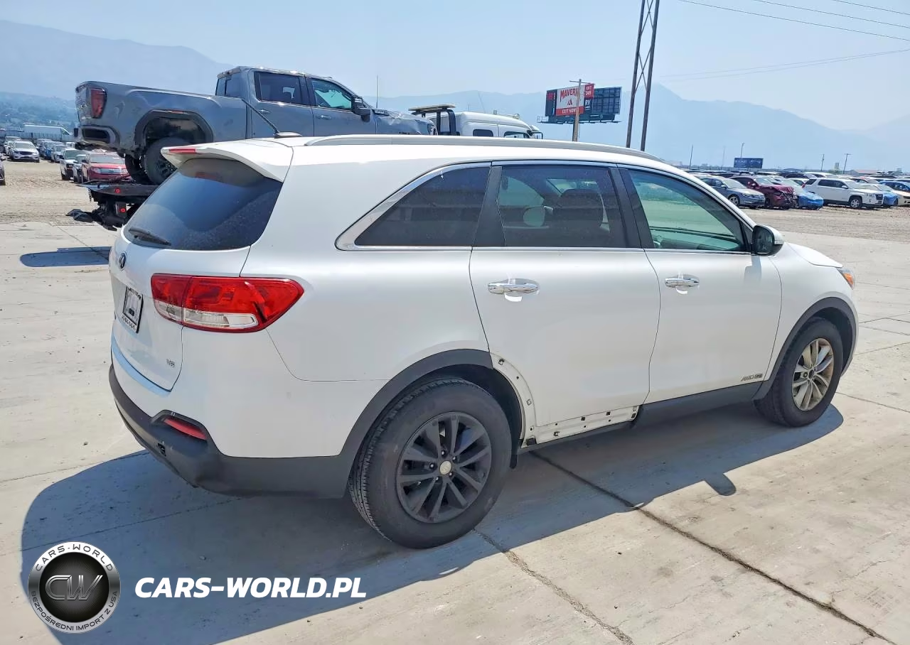 2016 Kia Sorento Lx V6 VIN:5XYPGDA51GG134399 - 3